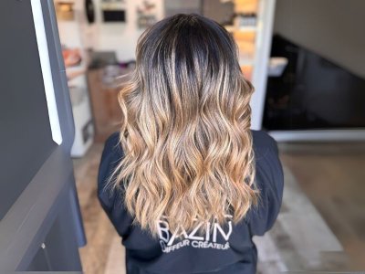 Coiffeur-les-sables-d-olonne-balayage-blond-cyril-bazin-coiffeur-createur