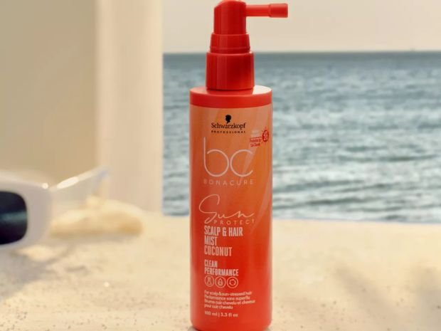 Soins-cheveux-ete-soleil-brume-protectrice-cyril-bazin-coiffeur-createur