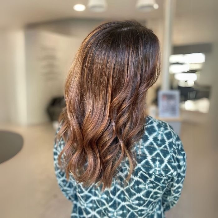Coiffeur-les-sables-d-olonne-prestations-personnalisees-cyril-bazin-coiffeur-createur
