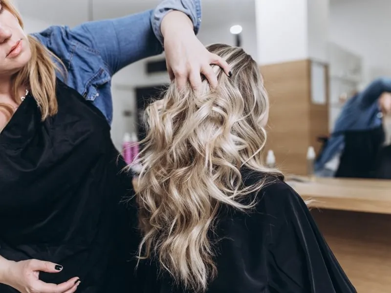 balayage-cheveux-vignette-article-cyril-bazin-coiffeur-createur