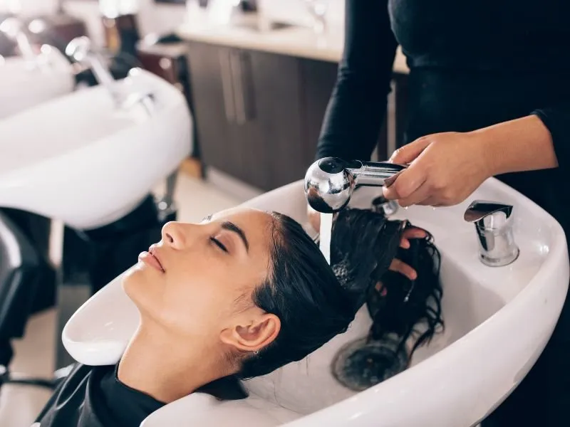 bon-coiffeur-nantes-notre-concept-salon-soins-cyril-bazin-coiffeur-createur