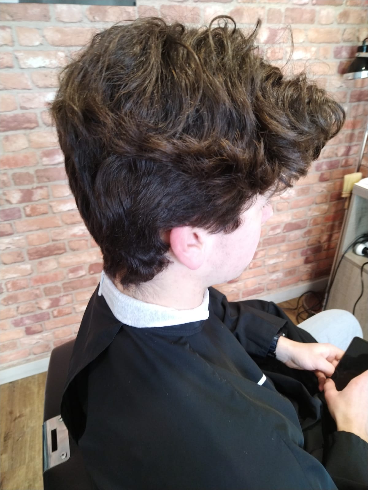 Avant coiffure-coupes courtes cheveux homme-cyril-bazin-coiffeur-createur