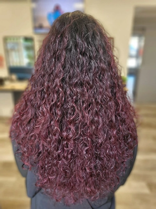 APRÈS